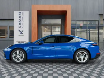 PORSCHE Panamera 4 E-Hyb Active Body Contr. · NP154.400€