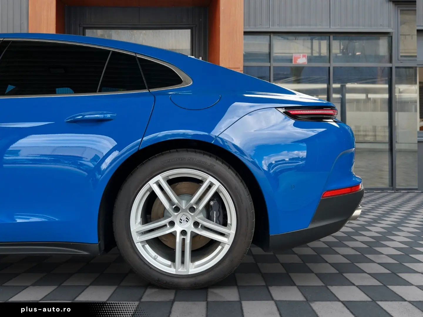 PORSCHE Panamera 4 E-Hyb Active Body Contr. · NP154.400€
