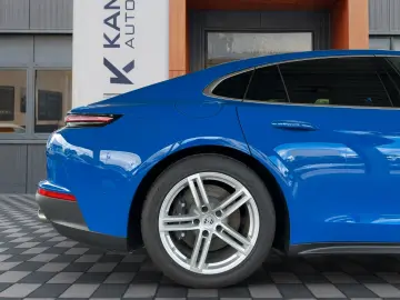 PORSCHE Panamera 4 E-Hyb Active Body Contr. · NP154.400€