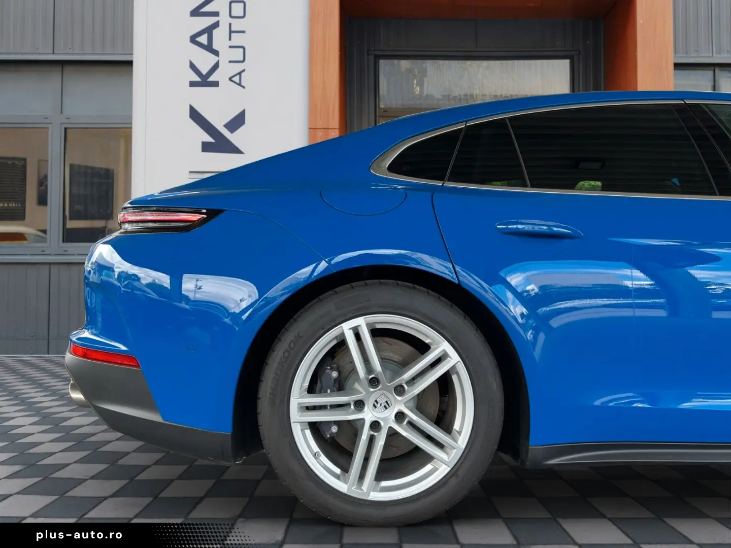 PORSCHE Panamera 4 E-Hyb Active Body Contr. · NP154.400€