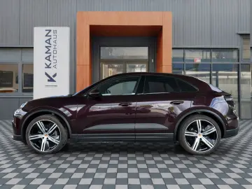 PORSCHE Macan Electric 4 Vollleder · 14Wege · 22  Alu
