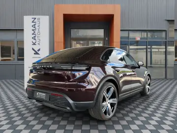 PORSCHE Macan Electric 4 Vollleder · 14Wege · 22  Alu