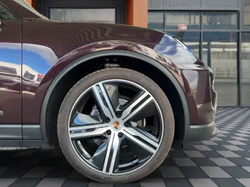 PORSCHE Macan Electric 4 Vollleder · 14Wege · 22  Alu