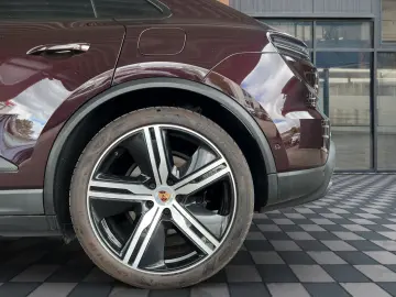 PORSCHE Macan Electric 4 Vollleder · 14Wege · 22  Alu