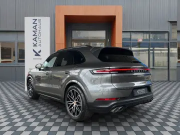 PORSCHE Cayenne S E-Hyb PDCC Hinterachsl. Sportabgas