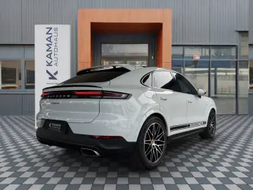 PORSCHE Cayenne Coupe E-Hyb PDCC Hinterachs SItzbelüft.