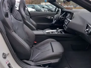 BMW Z4 M40i Leder LED HUD DrivAss ParkAss AktGeschRe