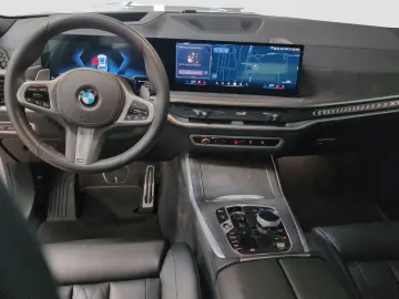 BMW X7 xDrive40d M Sport Standheizung AHK Harman K