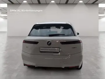 BMW iX xDrive45 AHK Driv.Assist  Harman K Kamera