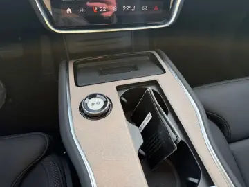 VOLVO EX90 Ultra AWD 7-Sitzer HUD StandHZG Panorama Le