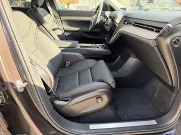 VOLVO EX90 Ultra AWD 7-Sitzer HUD StandHZG Panorama Le