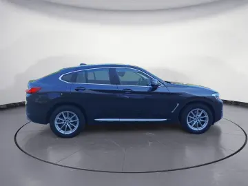 BMW X4 xDrive30dA AHK Standheizung Head Up Rückfahrk