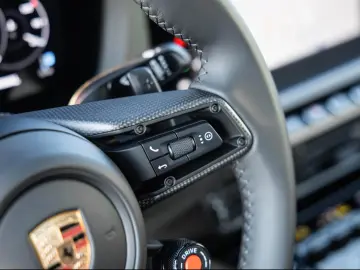 Porsche 911 Carrera GTS (Lift)