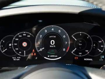 Porsche 911 Carrera GTS (Lift)