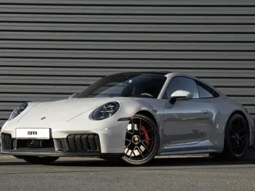 Porsche 911 Carrera GTS (Lift)