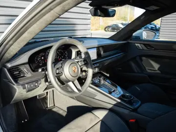 Porsche 911 Carrera GTS (Lift)