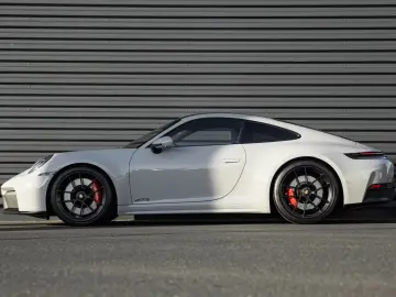 Porsche 911 Carrera GTS (Lift)