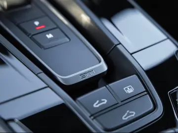 Porsche 911 Carrera GTS (Lift)