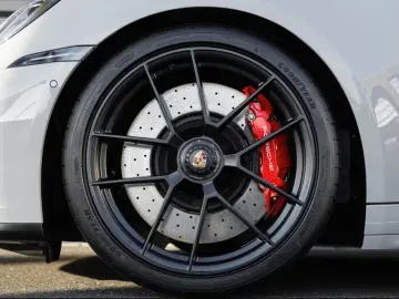 Porsche 911 Carrera GTS (Lift)