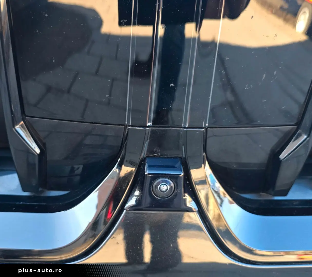 BMW X1 23d xDrive M Sport PANO HUD ACC 360 -Kam