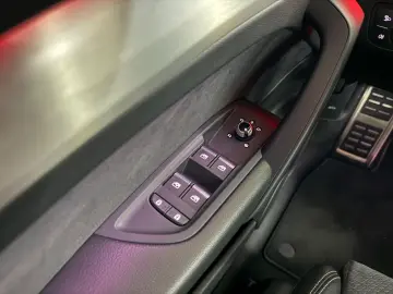 AUDI SQ5 Sportback 3.0 TDI quattro  TÜV MWST.