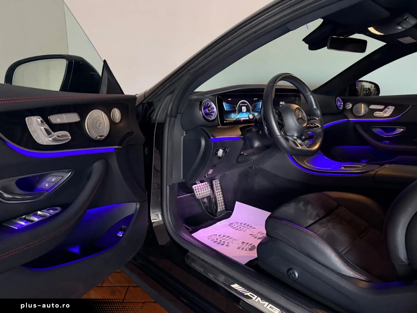 MERCEDES-BENZ E 53 AMG 4Matic Luft Pano Burmester Softclose