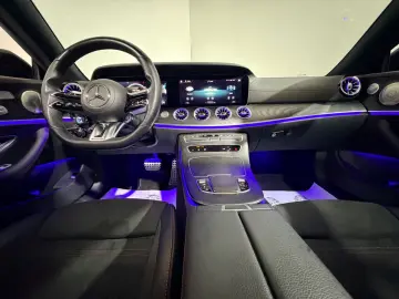 MERCEDES-BENZ E 53 AMG 4Matic Luft Pano Burmester Softclose
