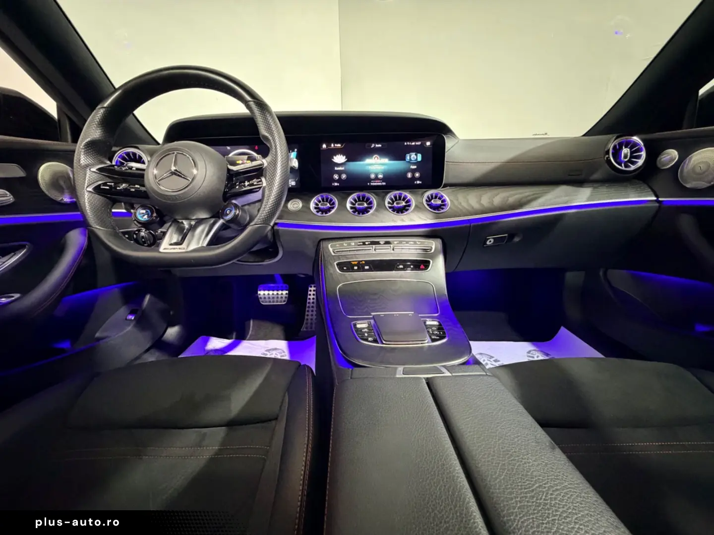 MERCEDES-BENZ E 53 AMG 4Matic Luft Pano Burmester Softclose