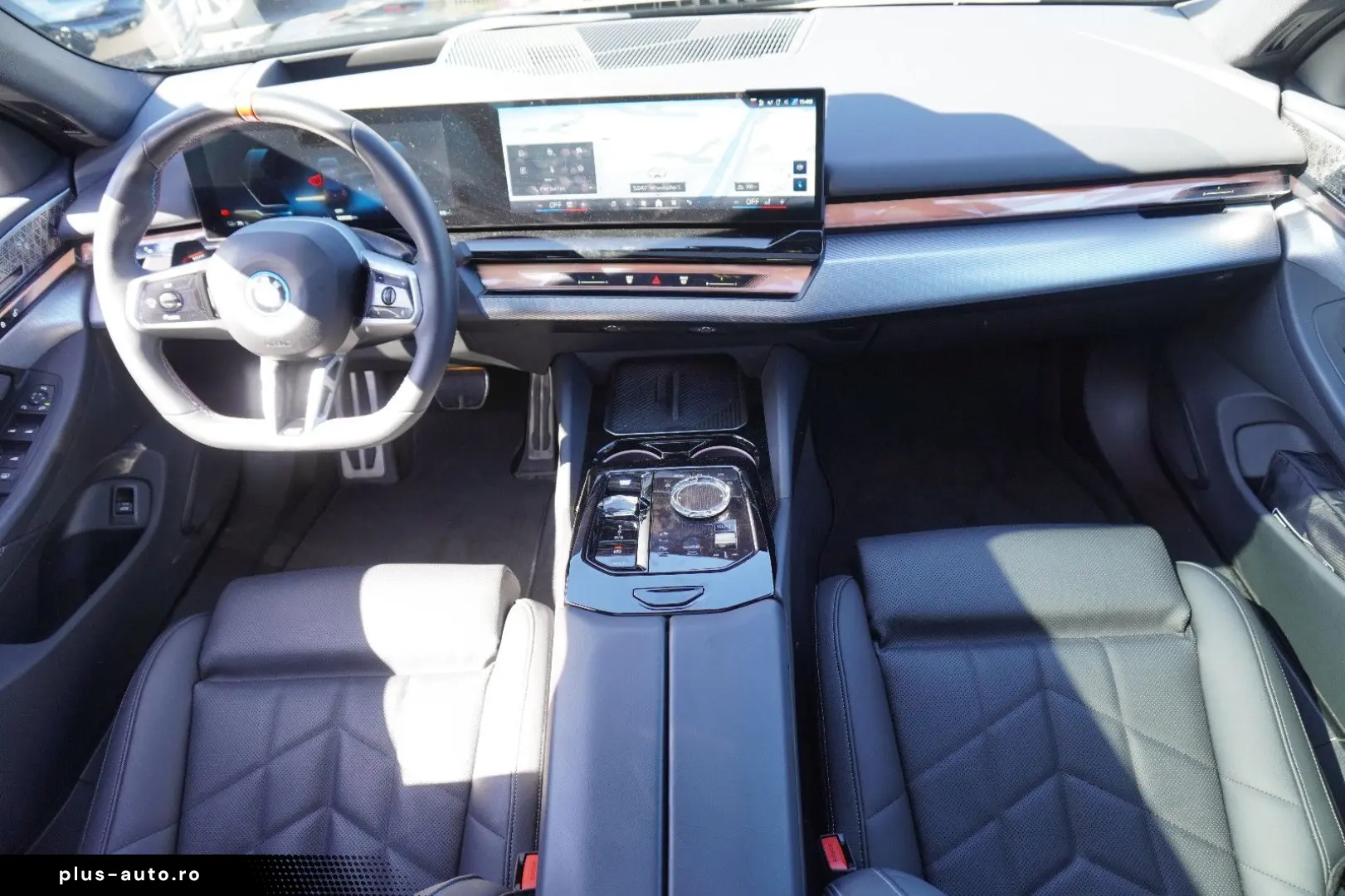 BMW i5 M60 xDrive Lim. NAVI LED ACC PANO BW VOLL