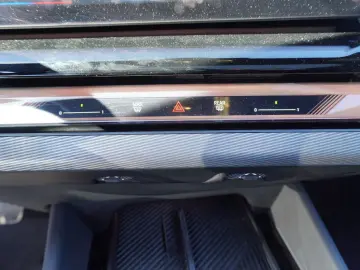 BMW i5 M60 xDrive Lim. NAVI LED ACC PANO BW VOLL