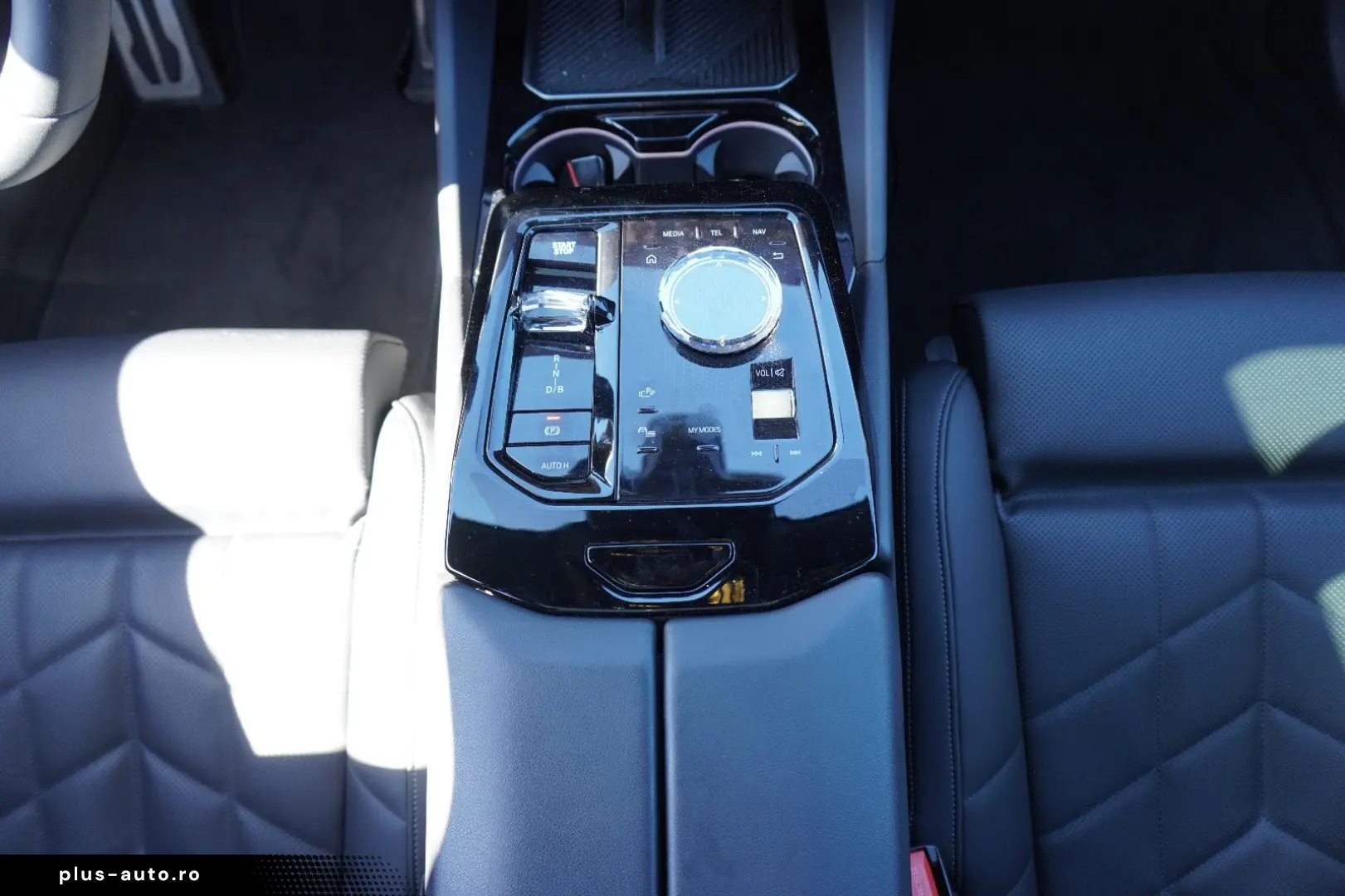 BMW i5 M60 xDrive Lim. NAVI LED ACC PANO BW VOLL