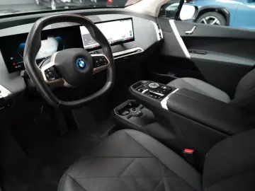 BMW iX 40 xDrive EDITION SPORT SOFT CLOSE LASER 360
