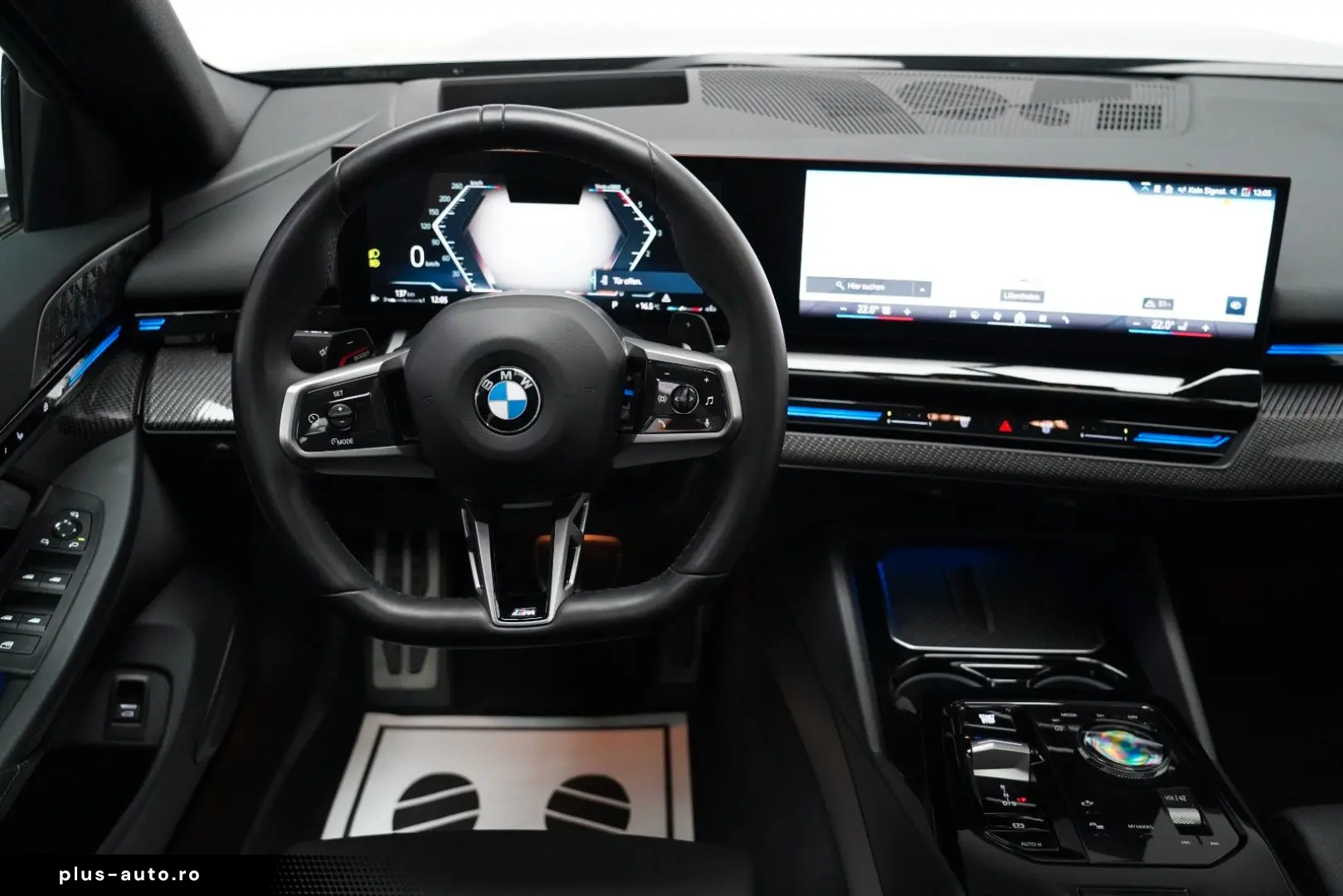 BMW 520d M Sport PRO PANO AHK CARBON 360 B&W HUD