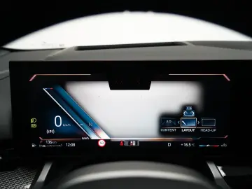 BMW 520d M Sport PRO PANO AHK CARBON 360 B&W HUD