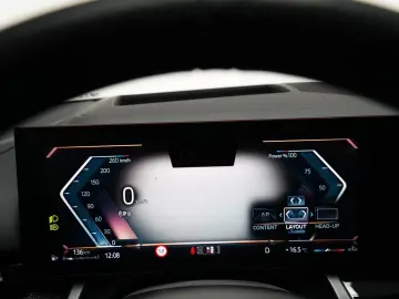 BMW 520d M Sport PRO PANO AHK CARBON 360 B&W HUD