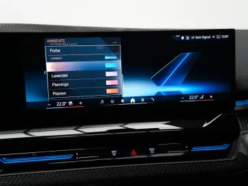 BMW 520d M Sport PRO PANO AHK CARBON 360 B&W HUD