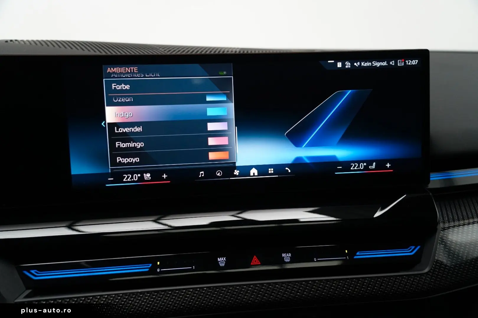 BMW 520d M Sport PRO PANO AHK CARBON 360 B&W HUD