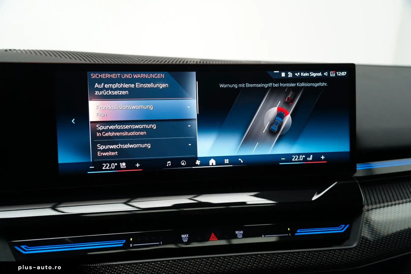 BMW 520d M Sport PRO PANO AHK CARBON 360 B&W HUD