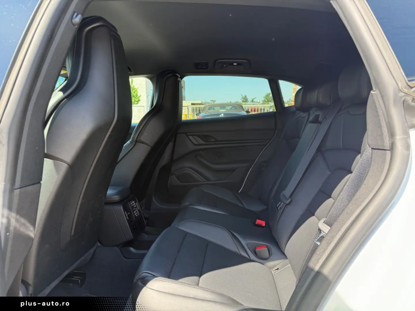 PORSCHE Taycan Cross 4 Approved Beif.Display HUD 22 Zoll
