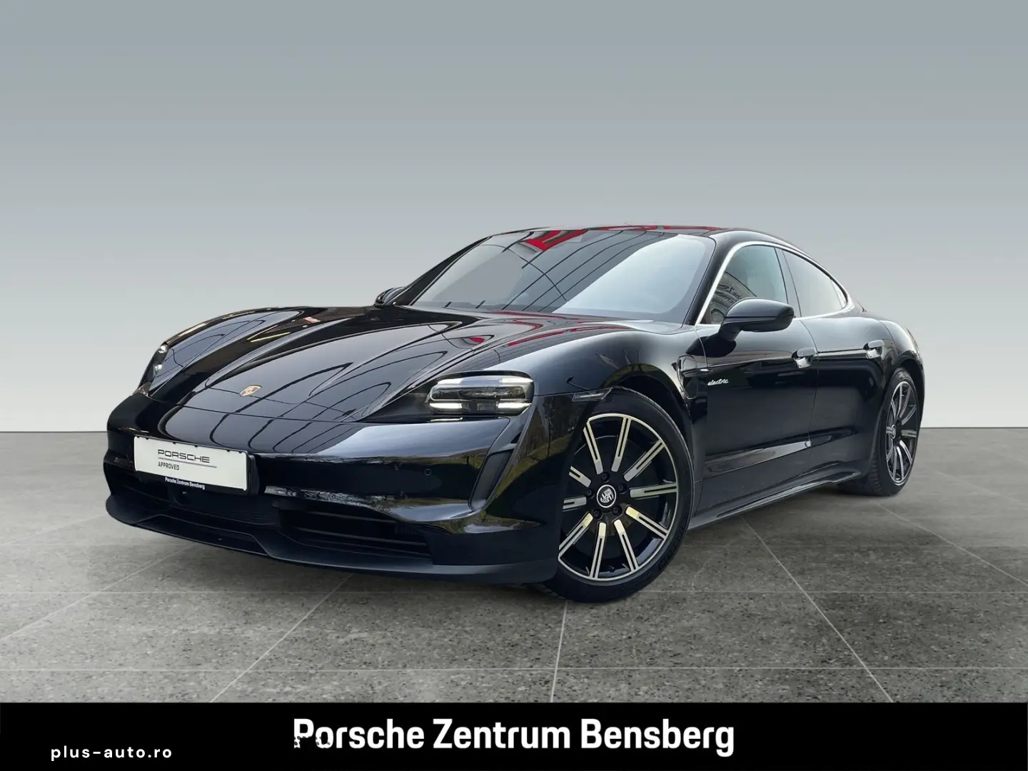 PORSCHE Taycan 4S