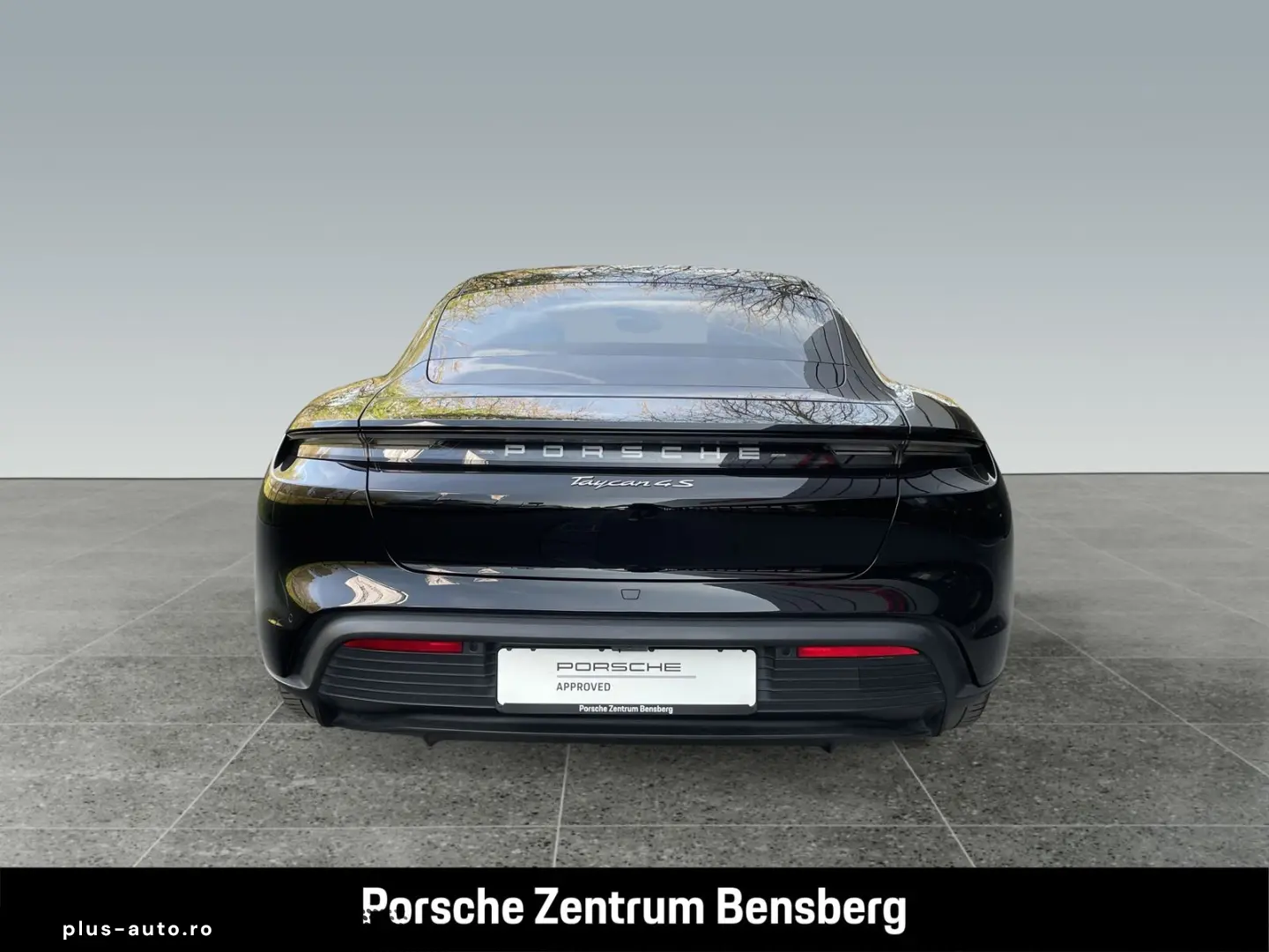 PORSCHE Taycan 4S