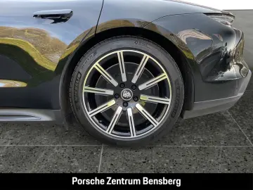 PORSCHE Taycan 4S
