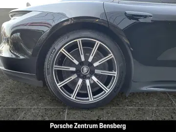 PORSCHE Taycan 4S