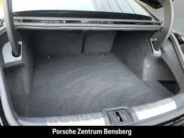 PORSCHE Taycan 4S
