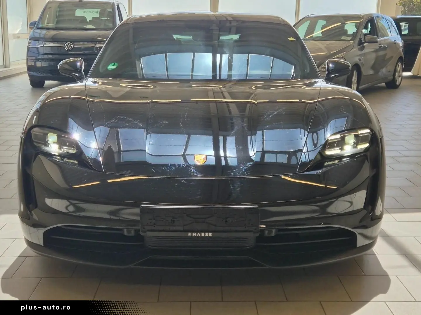 PORSCHE TAYCAN PLUS CHRONO PANO 360  PASM WÄRMEPUMPE BD