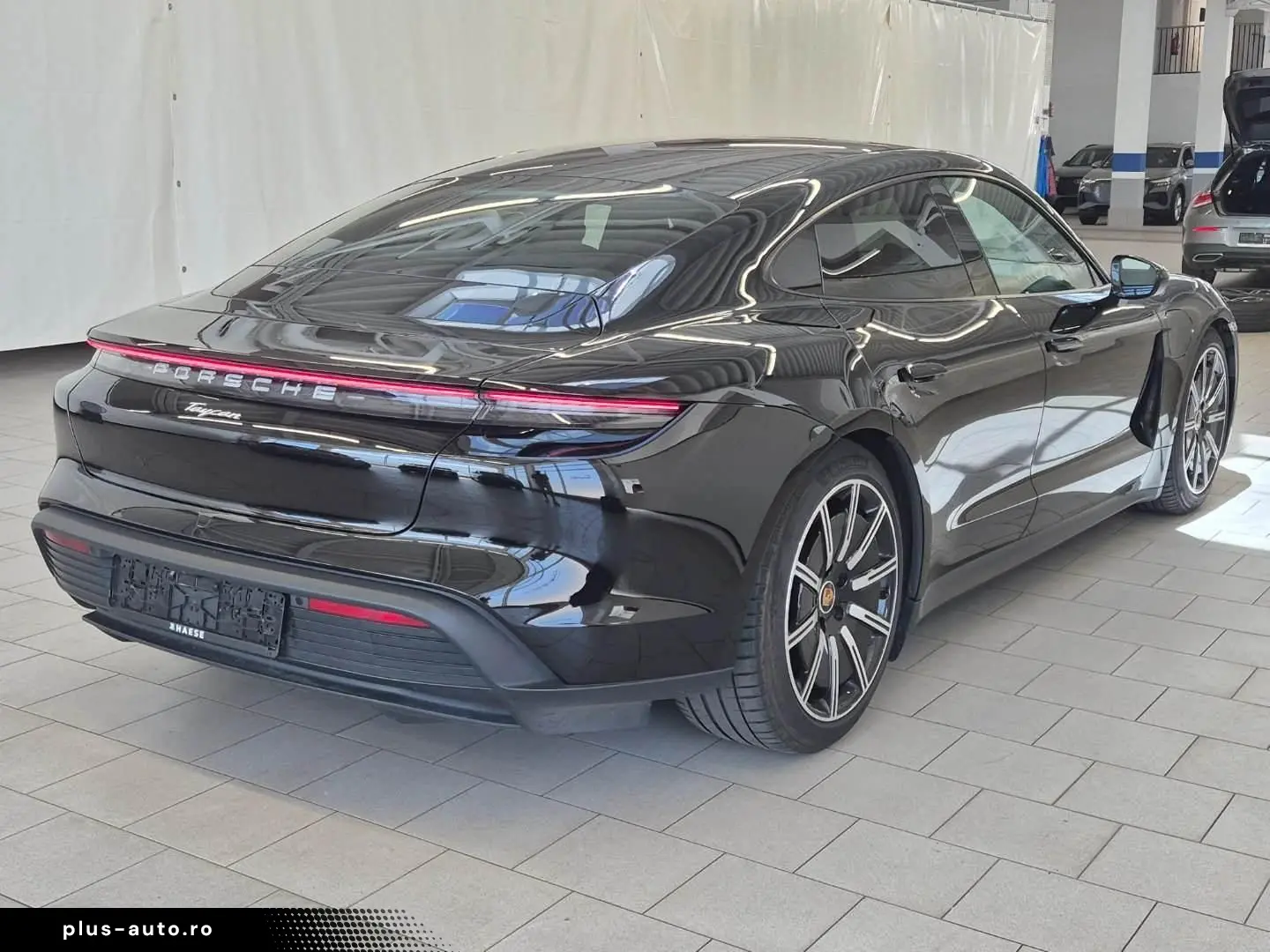 PORSCHE TAYCAN PLUS CHRONO PANO 360  PASM WÄRMEPUMPE BD