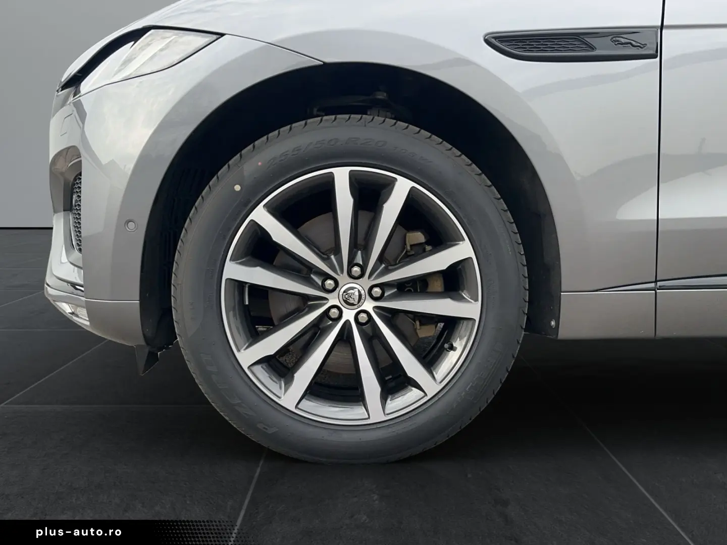 JAGUAR F-PACE D300 R-Dynamic SE Pano AHK WinterPack