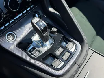 JAGUAR F-TYPE  R-DYNAMIC KAMERA MERIDIAN SPORT-ABGAS
