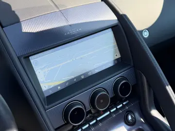 JAGUAR F-TYPE  R-DYNAMIC KAMERA MERIDIAN SPORT-ABGAS