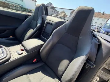 JAGUAR F-TYPE  R-DYNAMIC KAMERA MERIDIAN SPORT-ABGAS